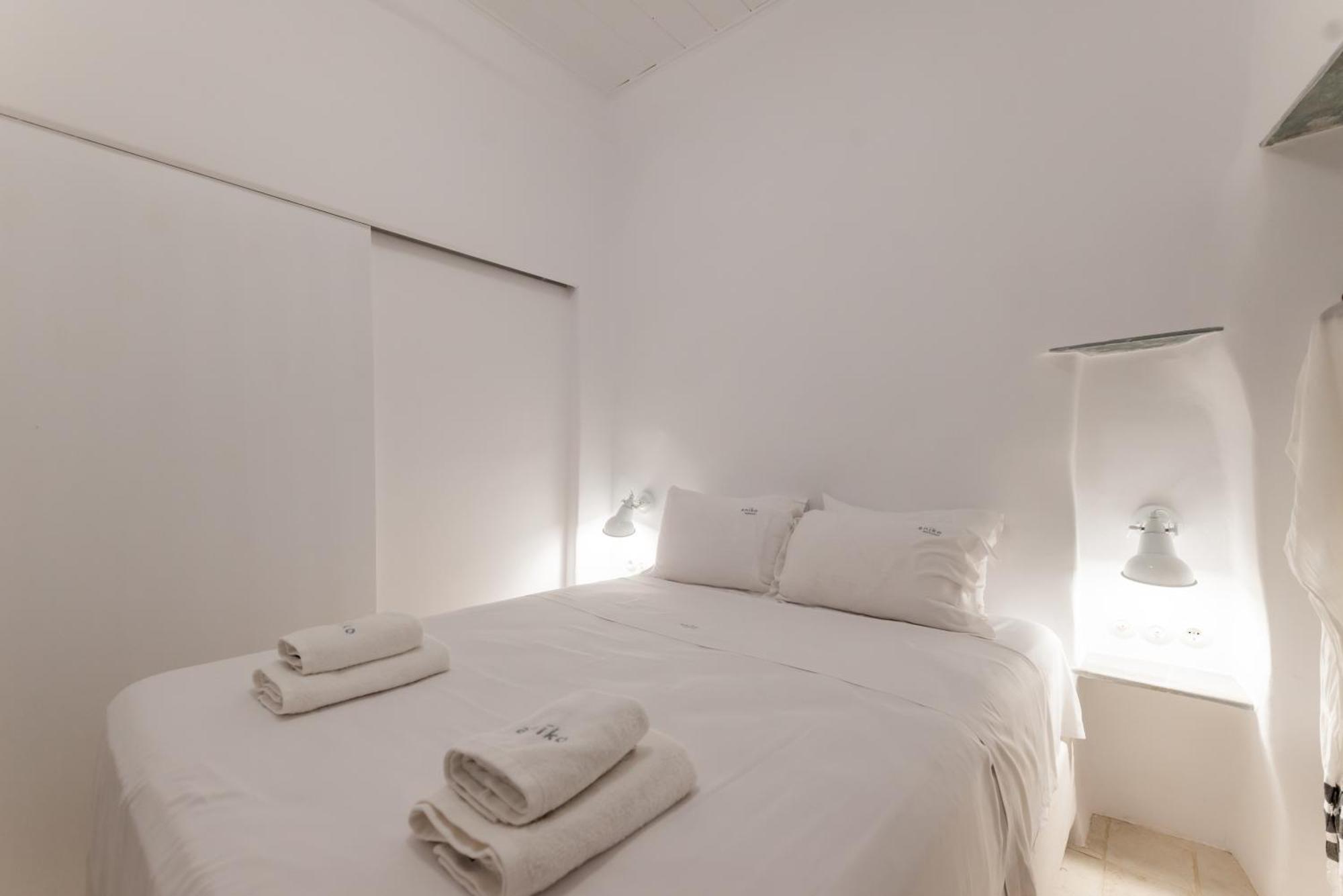 Aniko Suites White Alley Mykonos Town Екстер'єр фото