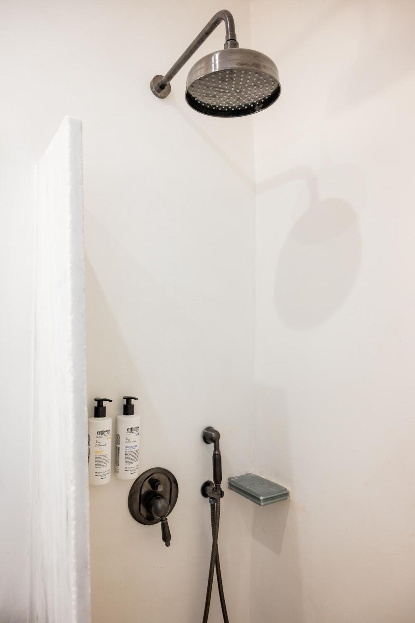 Aniko Suites White Alley Mykonos Town Екстер'єр фото