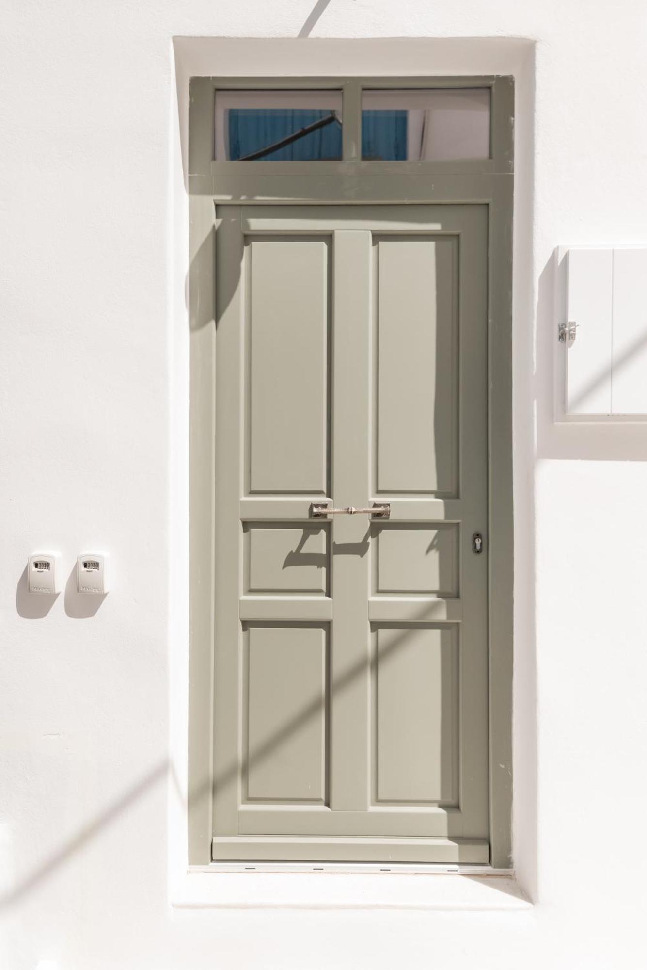Aniko Suites White Alley Mykonos Town Екстер'єр фото