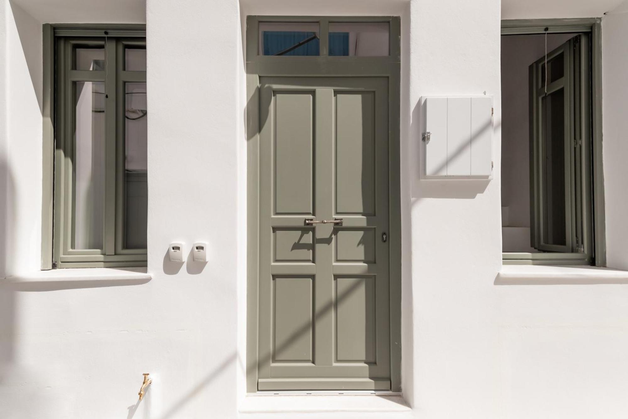 Aniko Suites White Alley Mykonos Town Екстер'єр фото