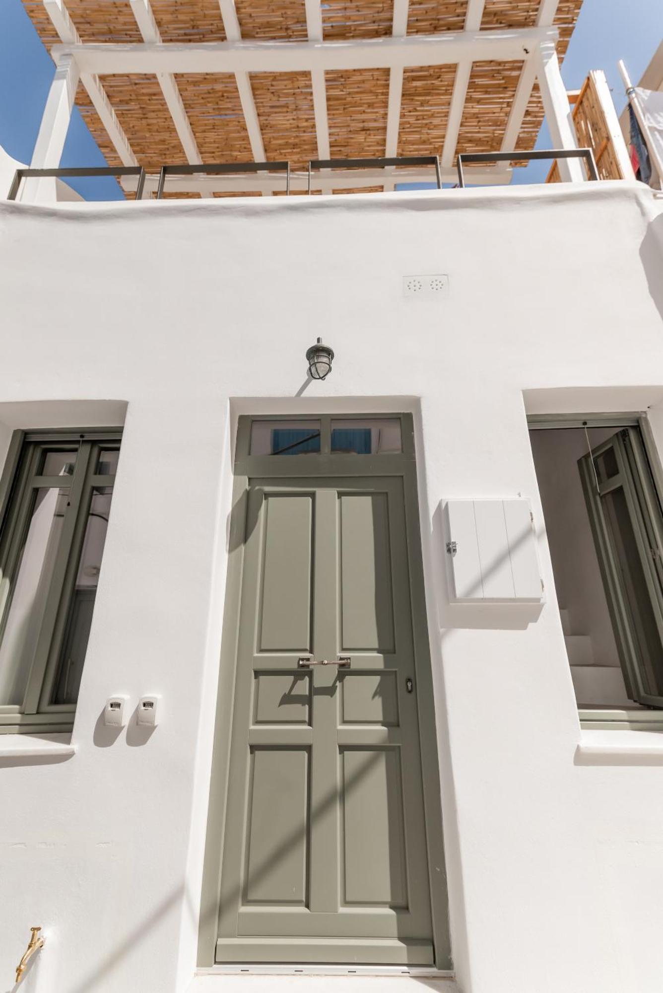 Aniko Suites White Alley Mykonos Town Екстер'єр фото